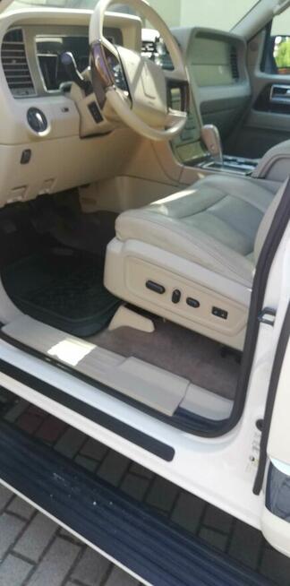 Luksusowy Lincoln Navigator,5,4l ,4x4, 7osób, 2014r.
