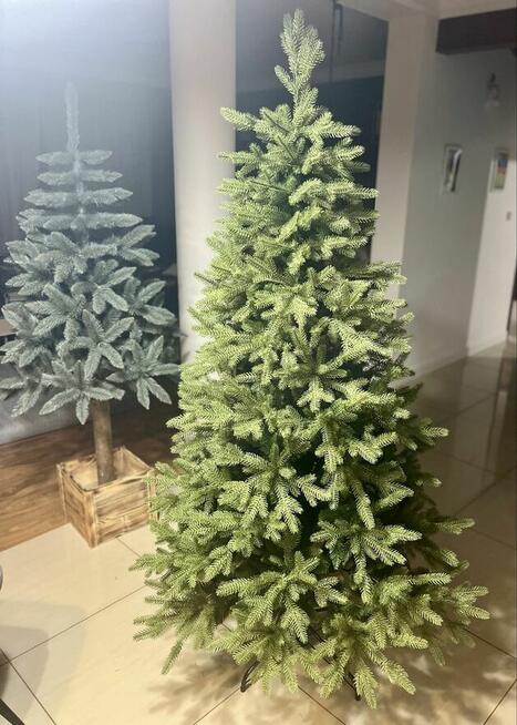 Piekna choinka Gumowa PE - sztuczna a jak żywa