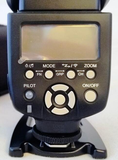 Sprzedam Canon lampę YN560 III i wyzwalacz radiowy