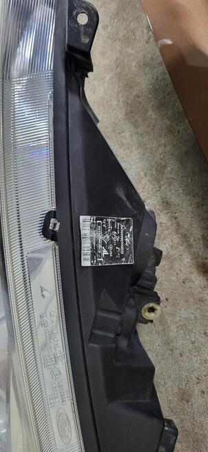 Sprzedam zderzak maska lampy kompletny przod ford b-max