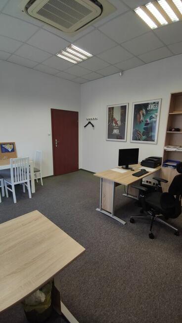 Do wynajęcia - Lokal biurowy 21,00 mkw Płock ul Miodowa 1