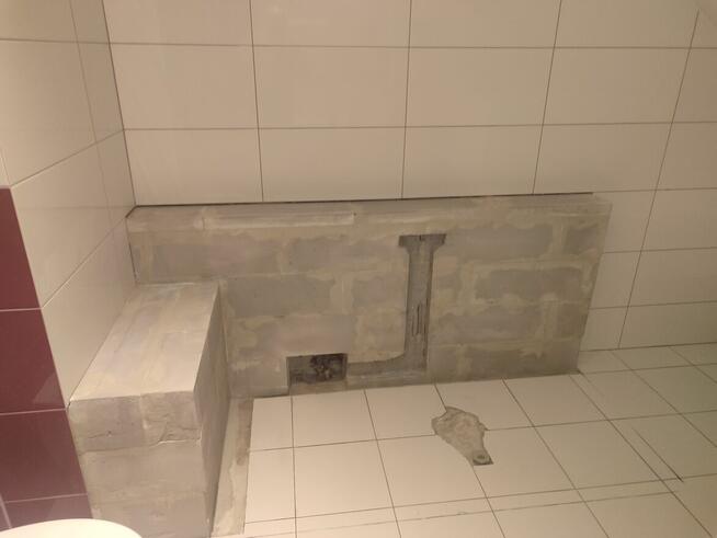 Zlecę wykonanie zabudowę wanny.