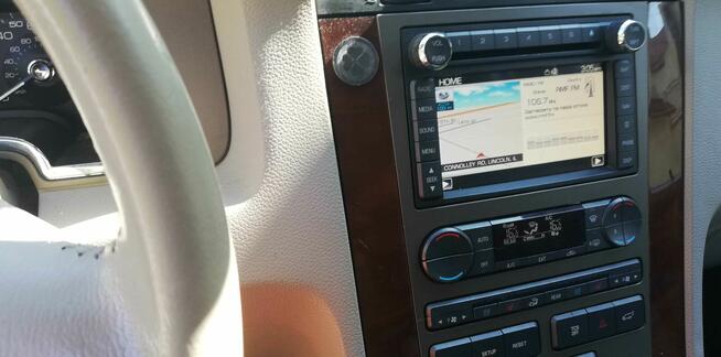 Luksusowy Lincoln Navigator,5,4l ,4x4, 7osób, 2014r.