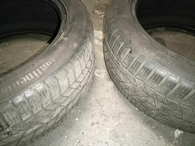 Opony zimowe 225-45R17 dobry stan