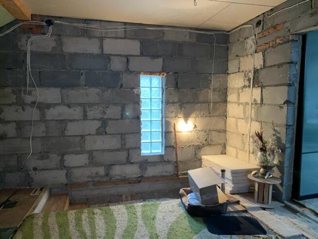 Jesionka gm. Wiskitki - nieduży dom na działce 1083 mkw