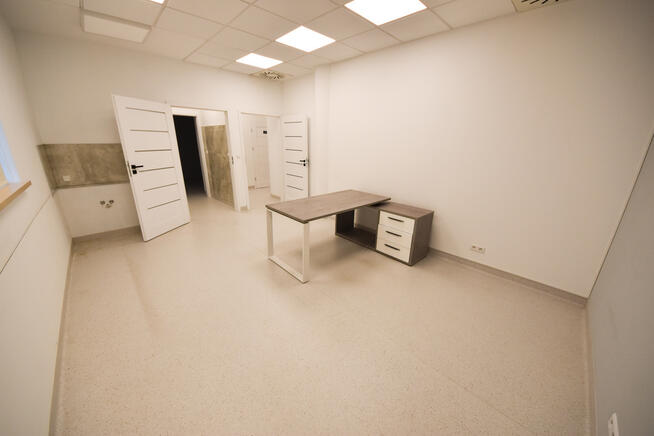 Lokal 98.5m2-idealny na gabinet/biuro