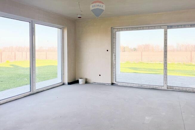 Dom 282m2, Bronisławów k. Bożej Woli