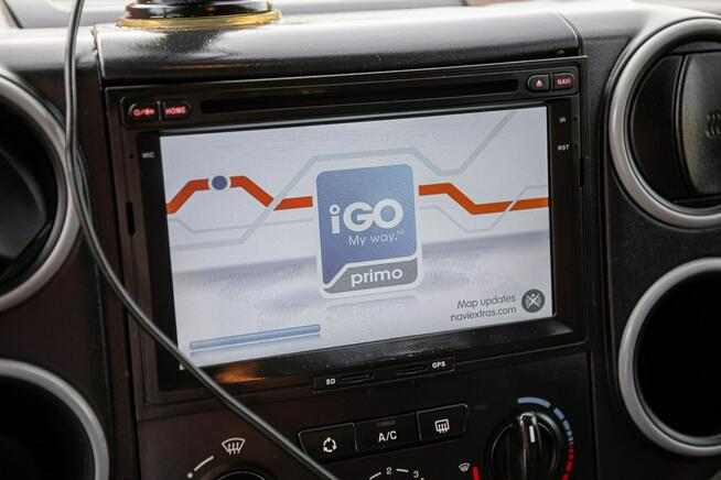 Citroen Berlingo 1.6HDI 90KM ! Vat-1 ! Kamera Nawigacja Klimatyzacja LED ! Super Stan !