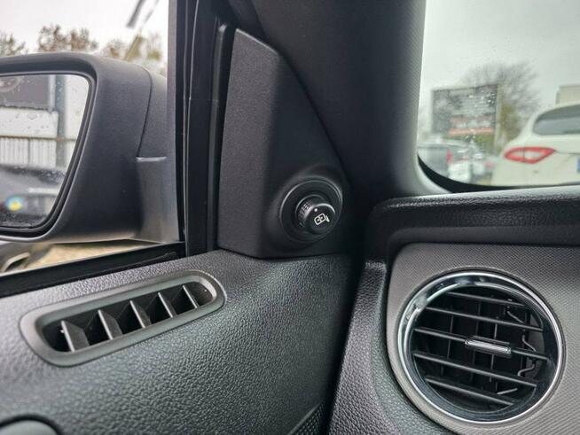 Ford Mustang 3.7 Benzyna V6 305 KM, Manual, Led, Xenon, Spoiler, Klimatyzacja,