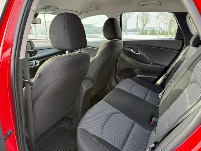 Hyundai i30 Comfort*Kamera*Parktronic*LineAssist*NiskiPrzebieg*Zadbany*Serwisowany