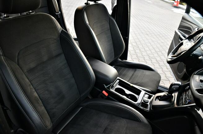 Ford Kuga 2,0tdci*180KM*ST-LINE*LED*Navi*4x4*Panorama