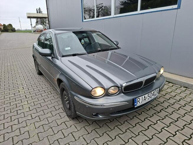 Jaguar X-Type