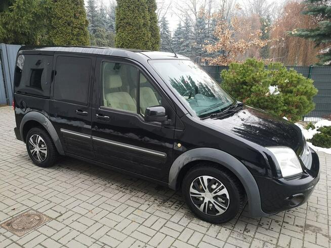 Ford Tourneo Connect 1.8 TDC 90KM Klimatyzacja Nawigacja Isofix Parktronik Gwarancja