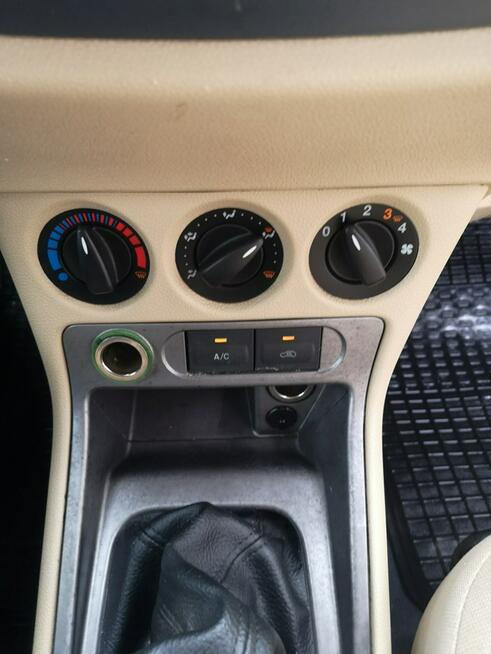 Ford Tourneo Connect 1.8 TDC 90KM Klimatyzacja Nawigacja Isofix Parktronik Gwarancja