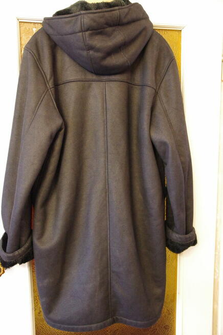 Kożuch nowy L z kapturem sztuczny