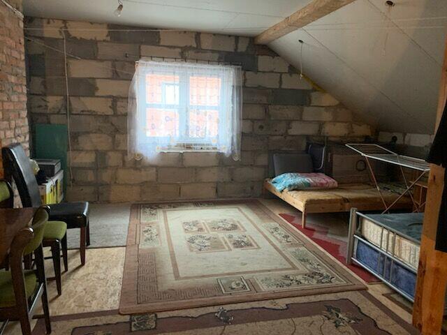 Jesionka gm. Wiskitki - nieduży dom na działce 1083 mkw