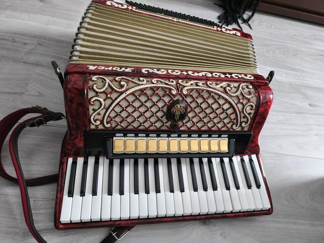 Sprzedam akordeon HORH 120 basów