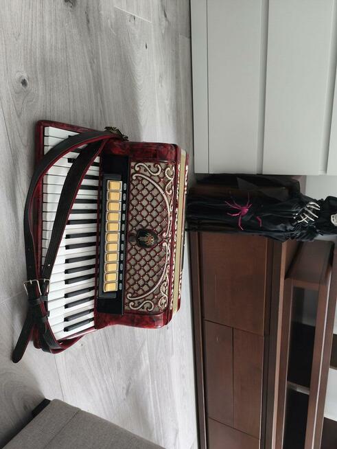 Sprzedam akordeon HORH 120 basów