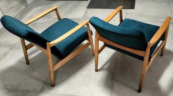 2 Fotele GFM-64 z 1965 r. (typ pm-0/300-188) odrestaurowane