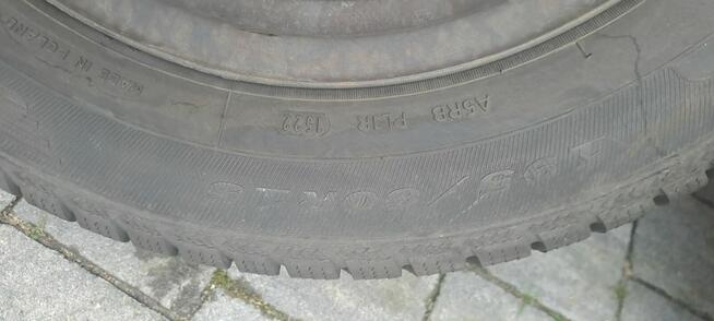 Koła zimowe CORSA D 195/60R15 Dębica Frigo 2