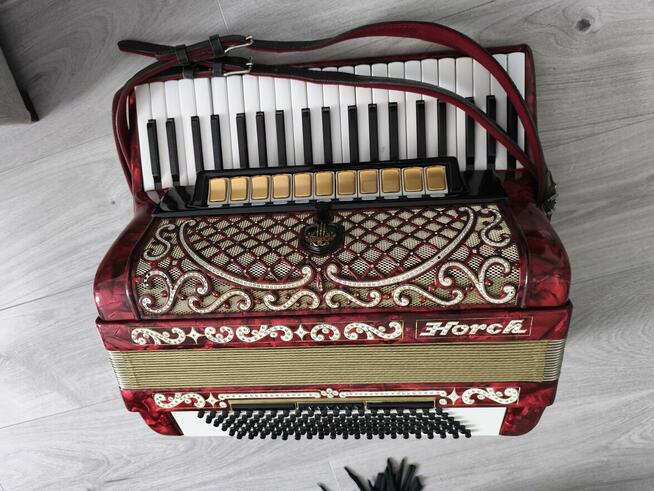 Sprzedam akordeon HORH 120 basów