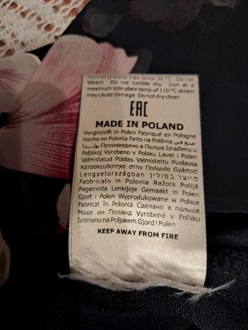 Sukienka granatowa z narzutką w kwiaty, „Cedar”, rozm. L