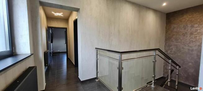 Wynajmę Hale Magazyny Biurowiec Socjalne