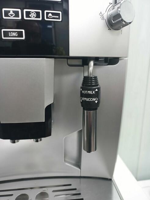 Ekspres do kawy DeLonghi Magnifica Rapid Cappucino