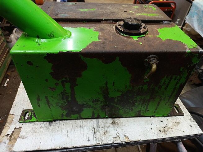 Zbiornik paliwa dedykowany do nośnika narzędzi Egholm # OFF