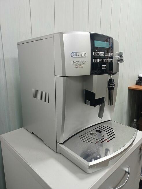 Ekspres do kawy DeLonghi Magnifica Rapid Cappucino