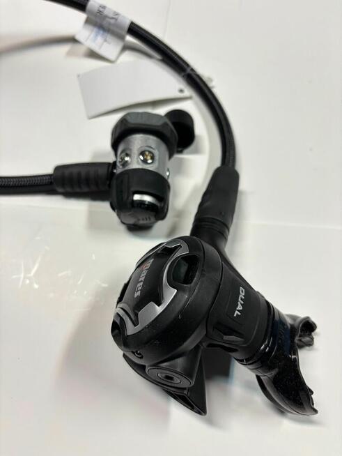 Automat oddechowy Mares DUAL 2S – Nowy, kompaktowy.