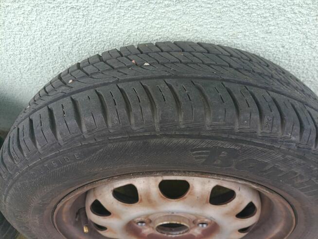 Felgi stalowe z oponami 4x100 Kia Picanto