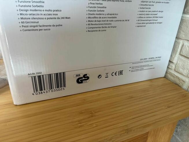 Wyciskarka wolnoobrotowa Caso SJW400 W Produkt niekompletny