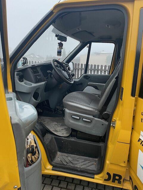 sprzedam fort transit 6 osobowy na bliżniaku paka 5 metra