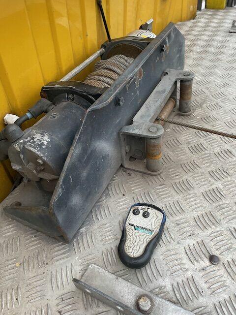 sprzedam fort transit 6 osobowy na bliżniaku paka 5 metra