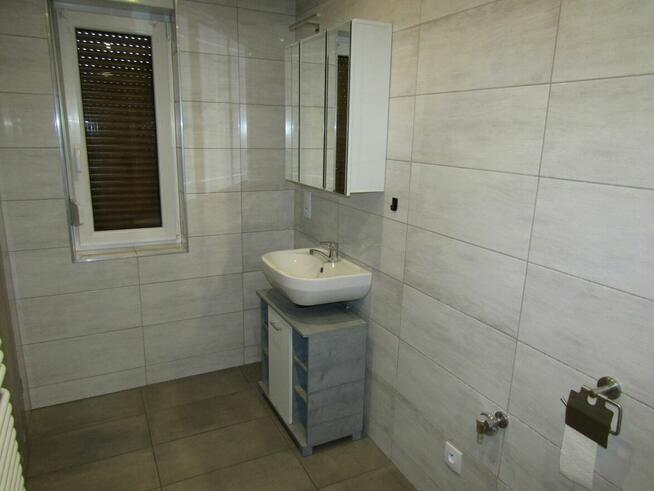 Przestronne, jasne 4-pokojowe mieszkanie w spokojnej okolicy