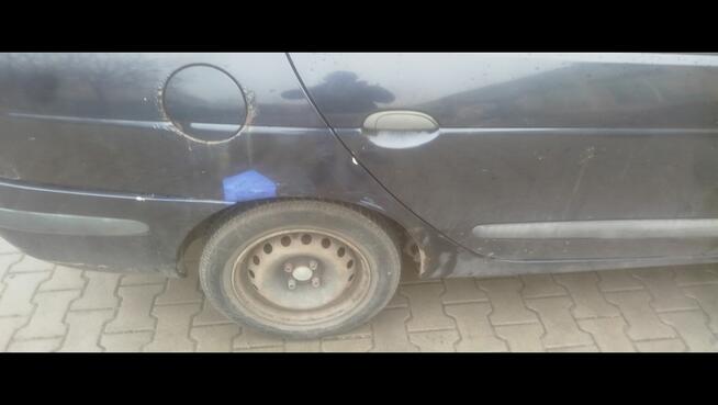 Reno megan clasic silnik 1.4 sprawne jeździ