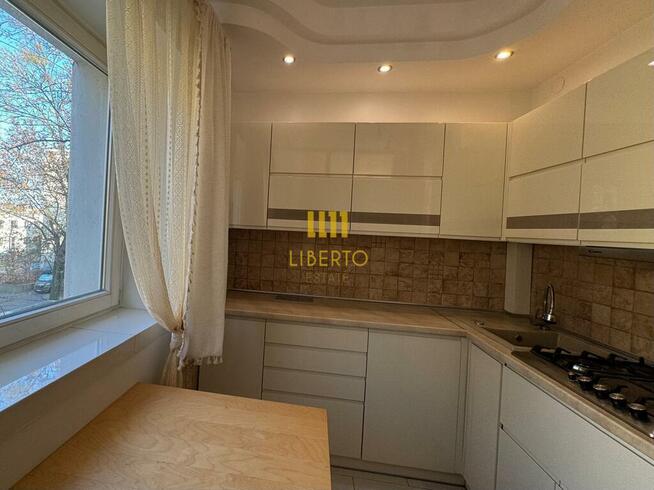 2 pok, kamienica, ul. Karmelicka