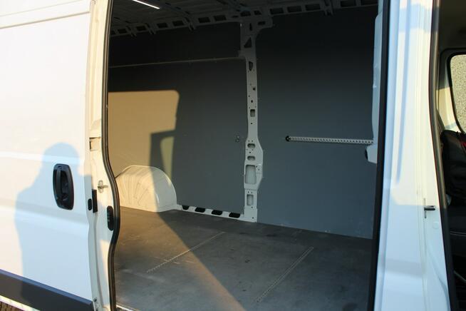 Fiat Ducato 3.0 JTD 180 KM Bogate Wyposażenie Nawigacja Kamera Pneumatyczny Fotel