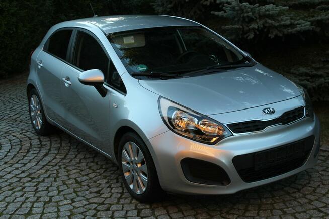 Kia Rio 1.3 Benzyna Nawigacja Kamera 134 tys km 5 drzwi
