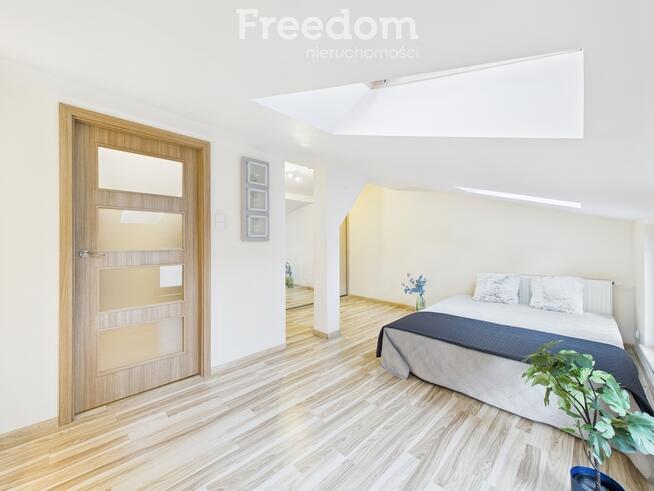 Klimatyczne 3 pokoje z sypialnią na poddaszu