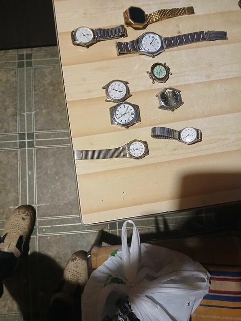 Witam, dla kolekcjonera ponad 50 zegarków.