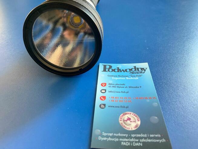 Latarka nurkowa H-17 z akumulatorem i ładowarką 3800 lm