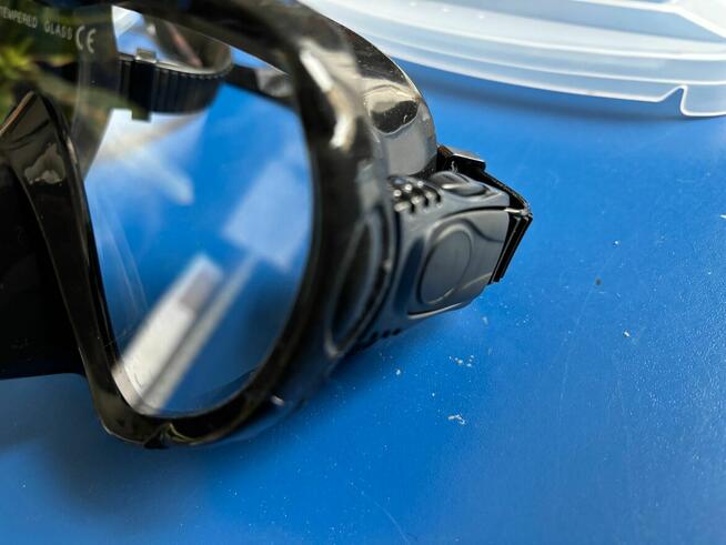 Maska nurkowa Ultima typu frameless czarny silikon bezramkowa