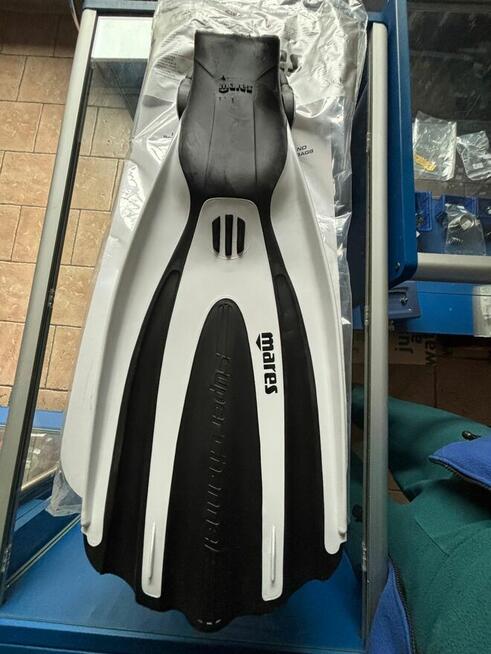 Płetwy Plana Avanti Superchannel Maresa z gumami