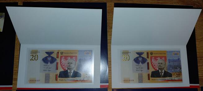 WYPRZEDAŻ KOLEKCJI banknoty kolekcjonerskie UNC z folderami