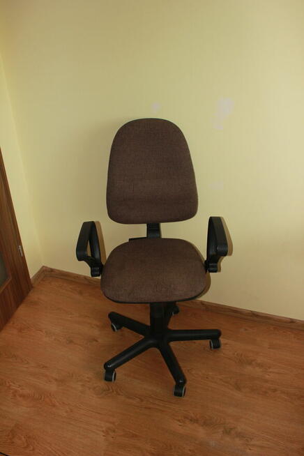 Zestaw mebli do pokoju młodzieżowego