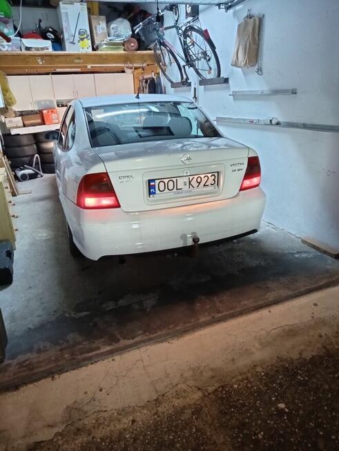 Opel Vectra B 1.8, benzyna, 115 KM