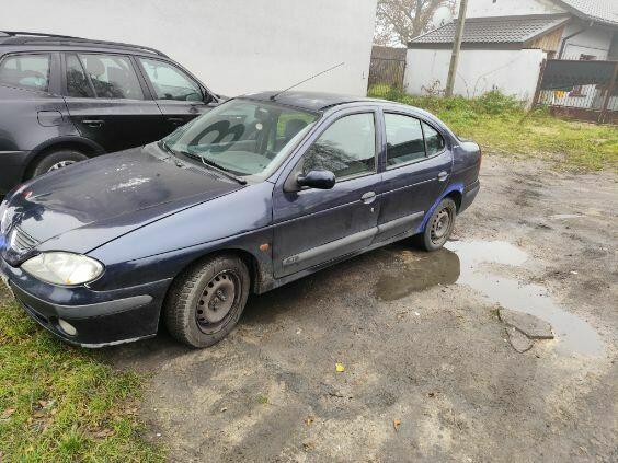 Reno megan clasic silnik 1.4 sprawne jeździ
