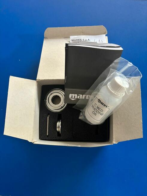 Izolacja na zimne wody Mares CWD Dry do 82X